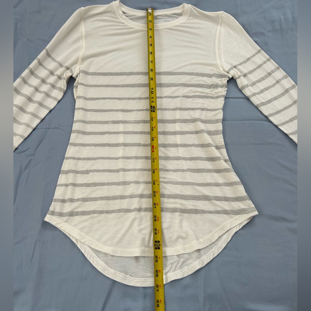 (NWOT) Kit & Ace Long Sleeve Tee - Picture 6 of 6